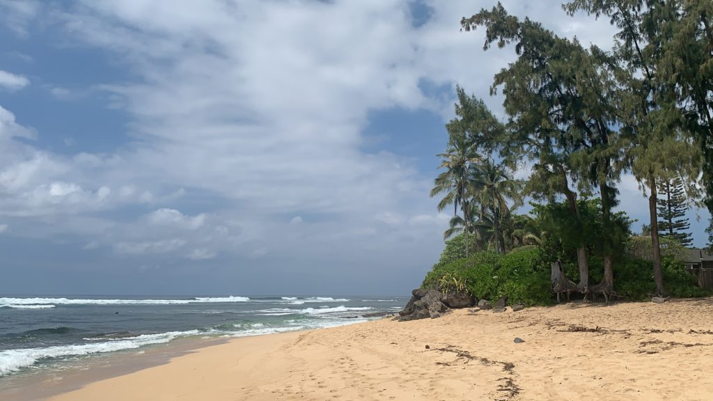 Kilometer langer Sandstrand Hawaii