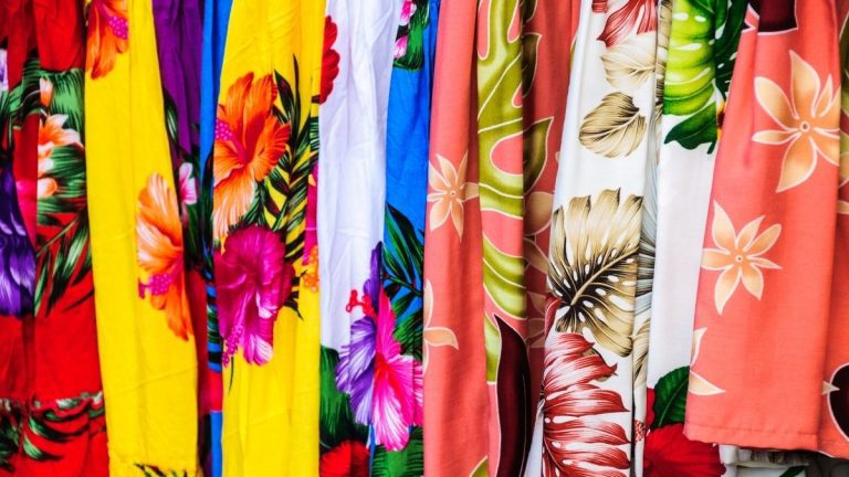 Hawaiihemden – buntbedruckte Hingucker, nicht nur im Urlaub