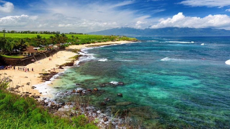 Der schöne Ort Paia an der Küste von Maui